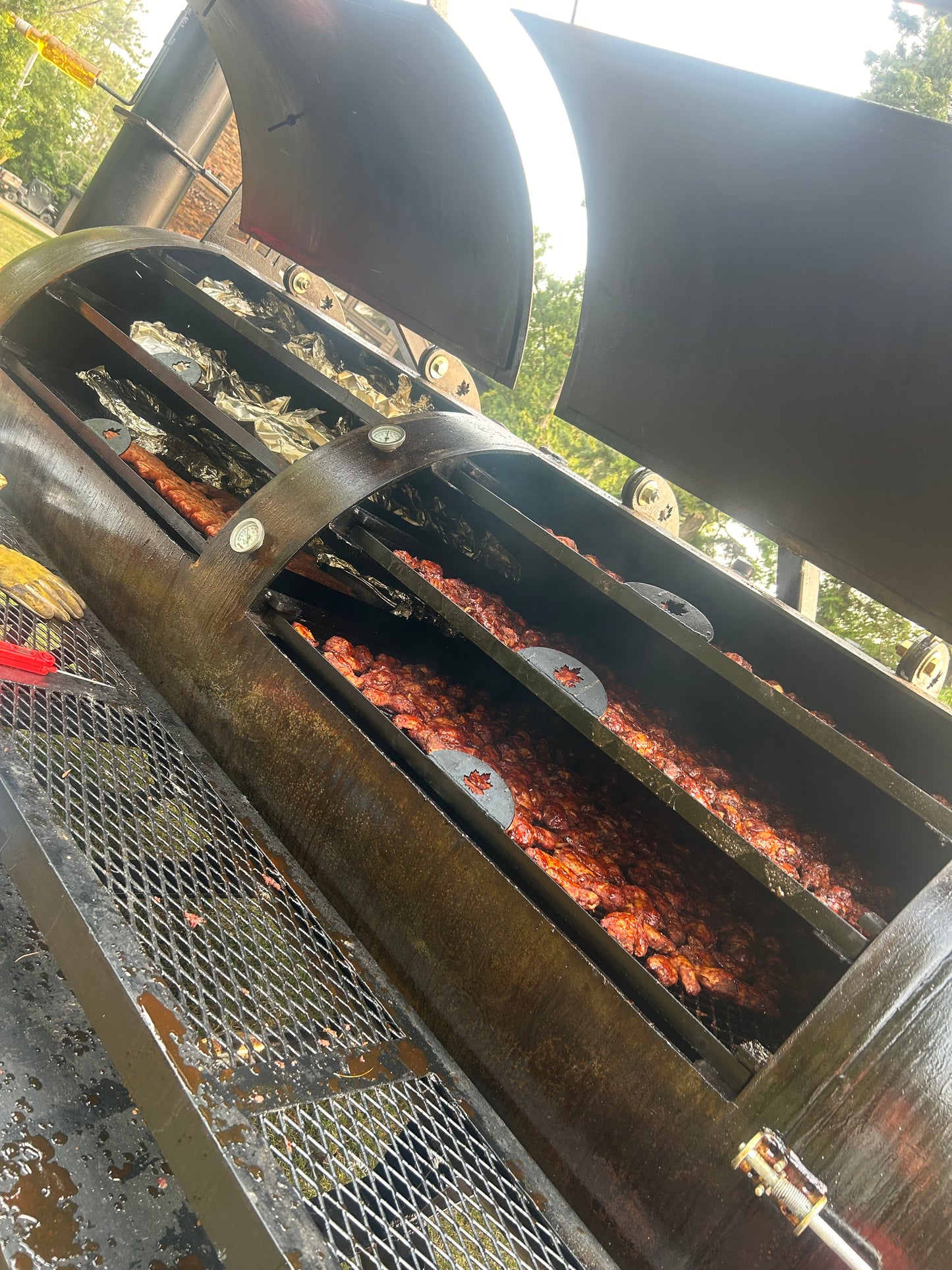 Double Axle 500 gallon offset smoker